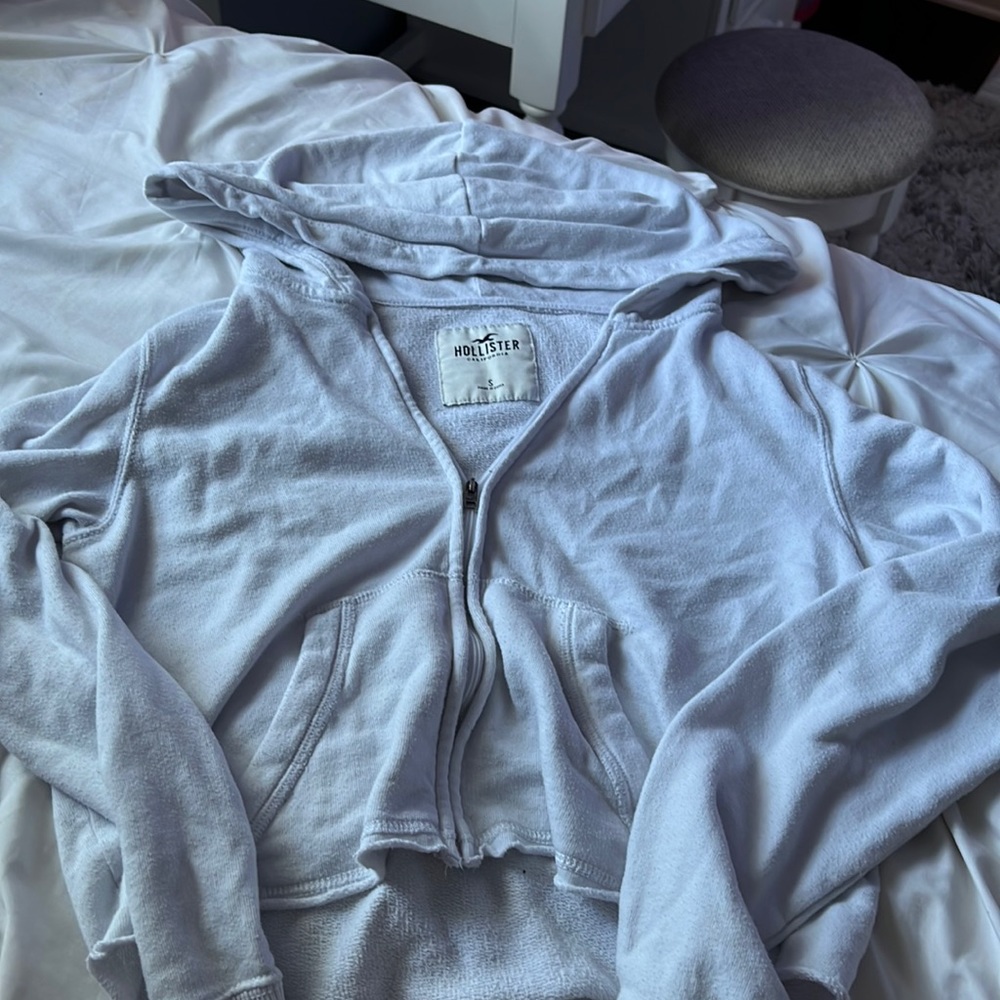 cropped hollister jacket